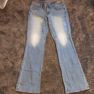 AE Extra Long light wash Favorite Boyfriend jeans